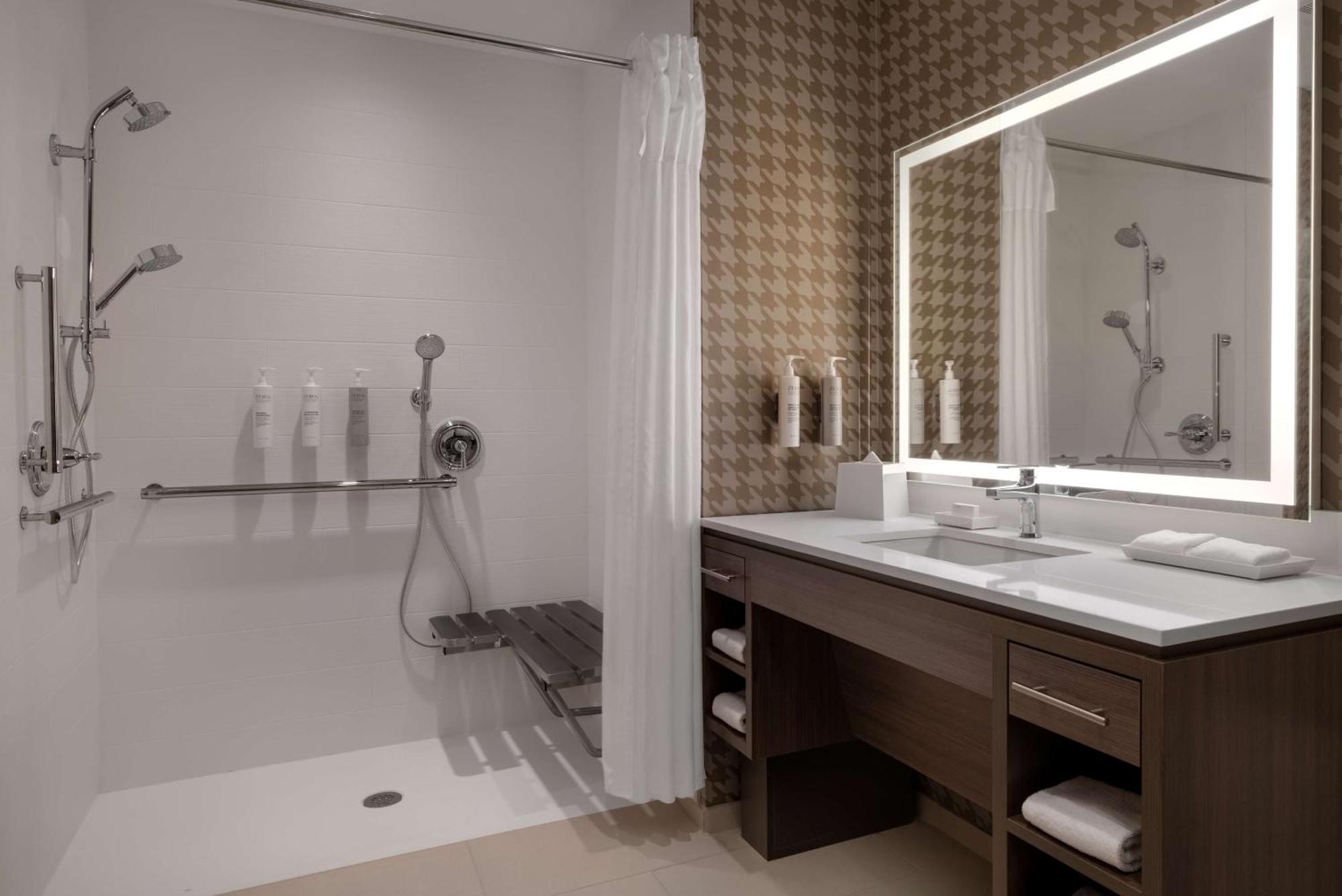 Home2 Suites By Hilton บริสโทล ภายนอก รูปภาพ