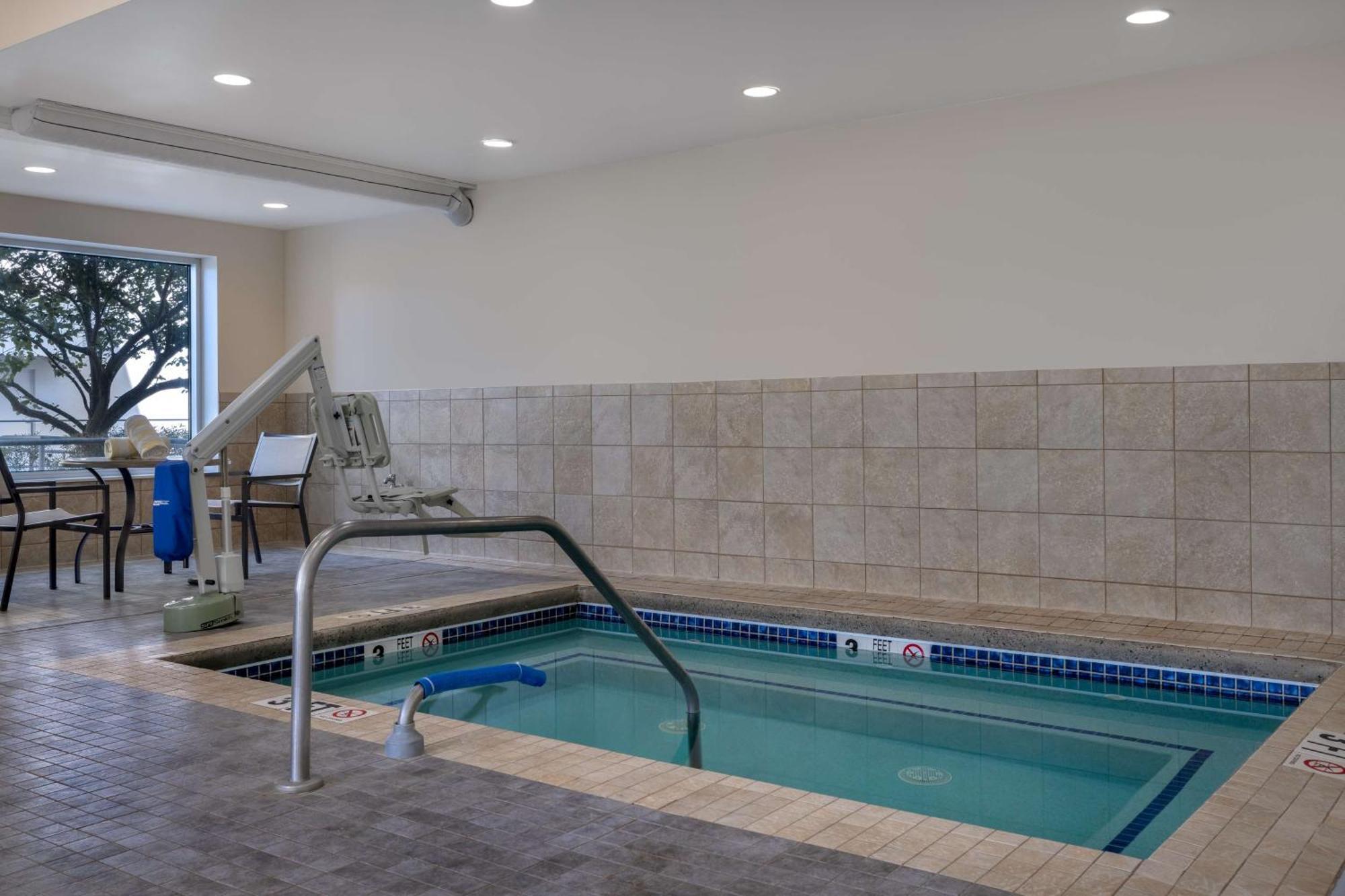 Home2 Suites By Hilton บริสโทล ภายนอก รูปภาพ